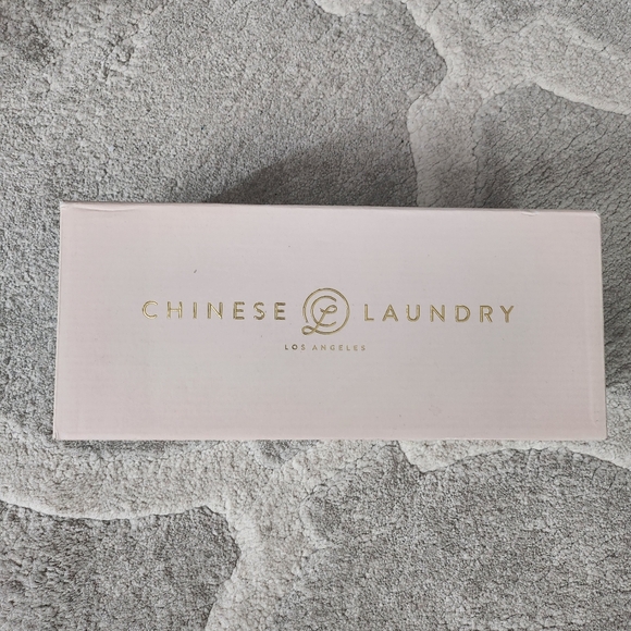 Chinese Laundry Gavin Micro Suede Black Flats - Picture 9 of 15